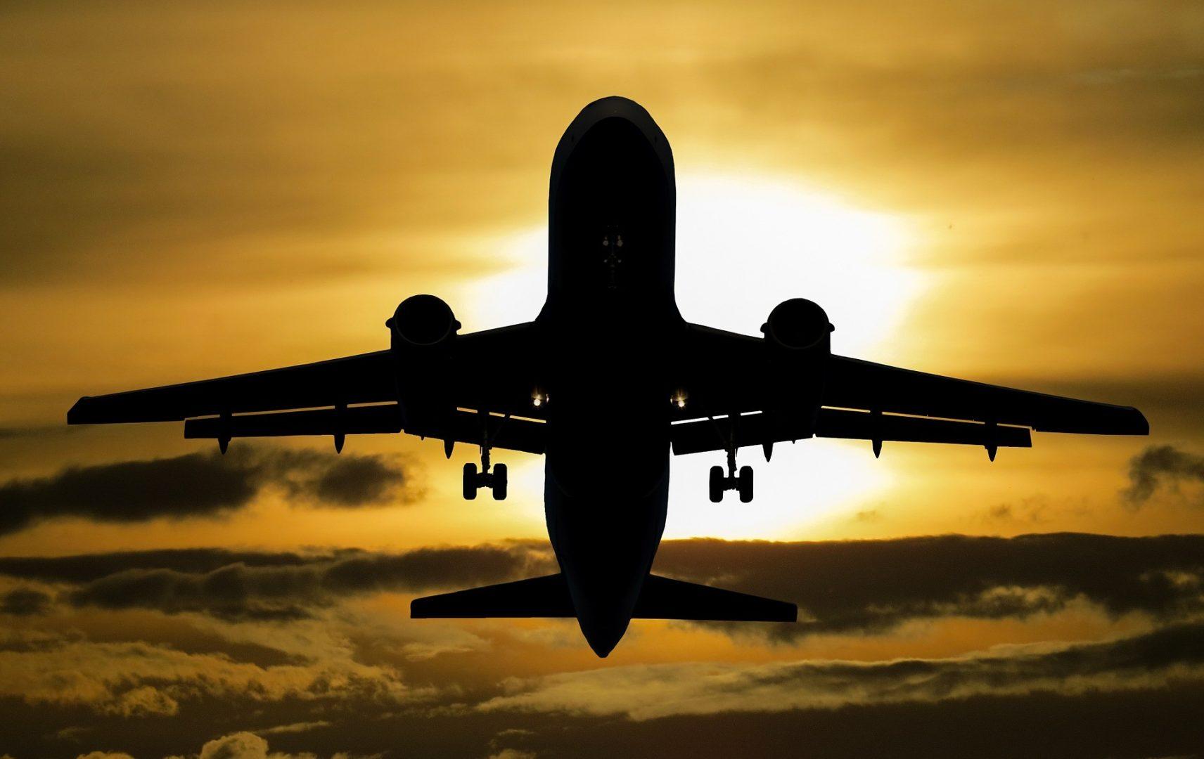 A picture of an airplane taking off | Web Design Surrey