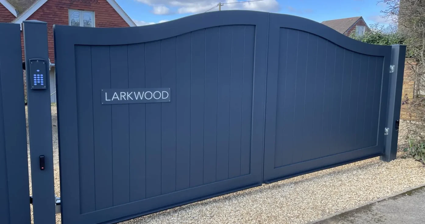 Larkwood automated gates by Fraser Gates
