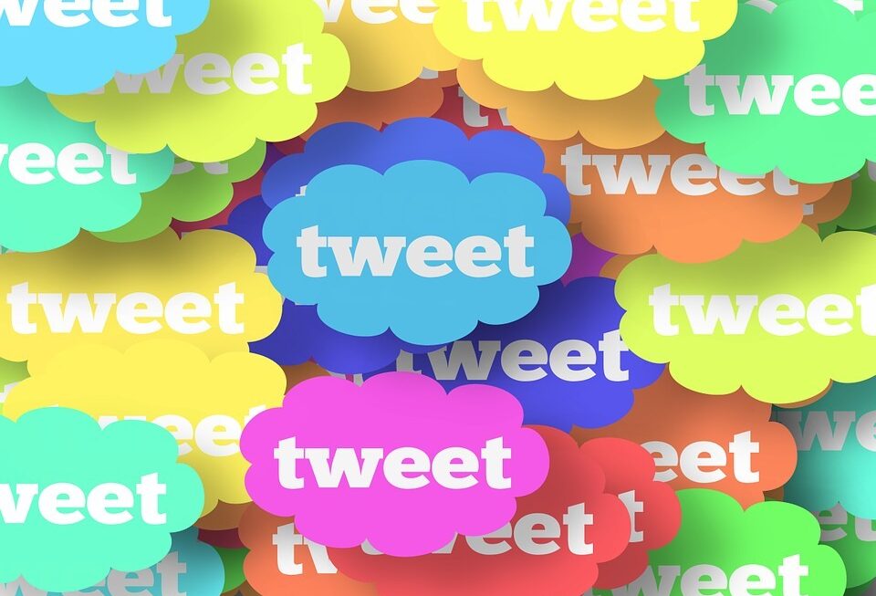 Image of "tweet" in clouds | Social Media Surrey | Thunderbolt