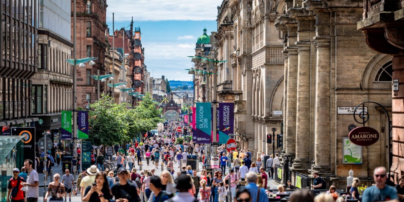 A photo of a British high street, helped out by online search marketing Surrey.