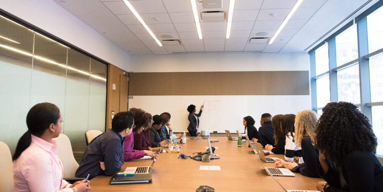 Marketing agency Surrey in discussions